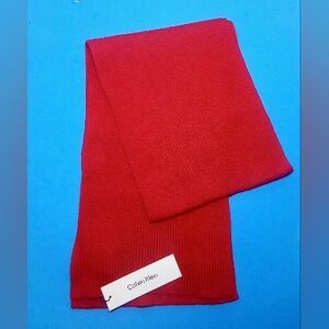 NEW CALVIN KLEIN RED WINTER SCARF